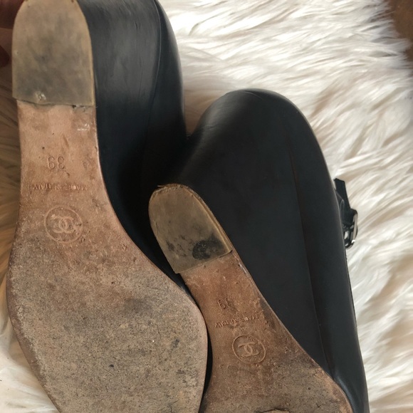 Chanel Mary Jane lucky charm wedges - Picture 5 of 7
